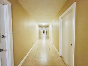 1401 S Ocean Dr in Hollywood, FL - Building Photo - Building Photo