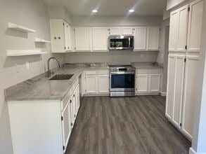 434 Creekside Ln in Morgan Hill, CA - Building Photo - Building Photo