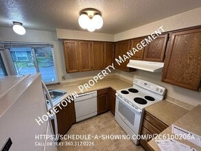 640 Bavarian Ln SE in Olympia, WA - Building Photo - Building Photo