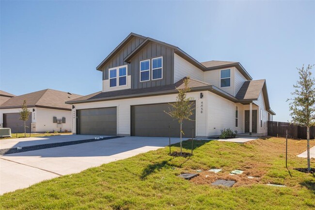 445 Cross Barn Blvd in Buda, TX - Building Photo - Building Photo