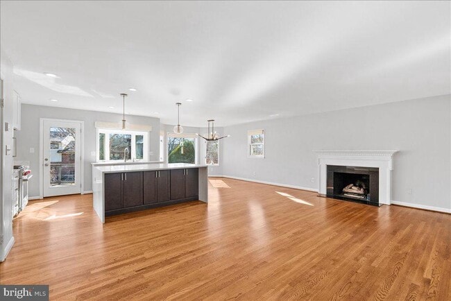 7107 Tyndale St in McLean, VA - Building Photo - Building Photo