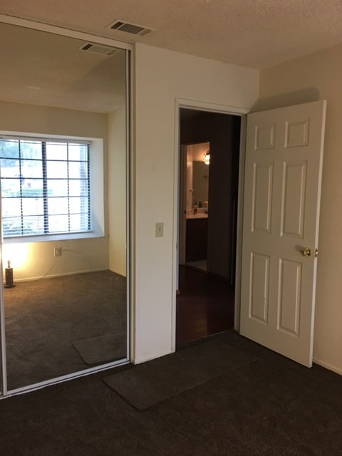 11897 Camino De La Vista Dr