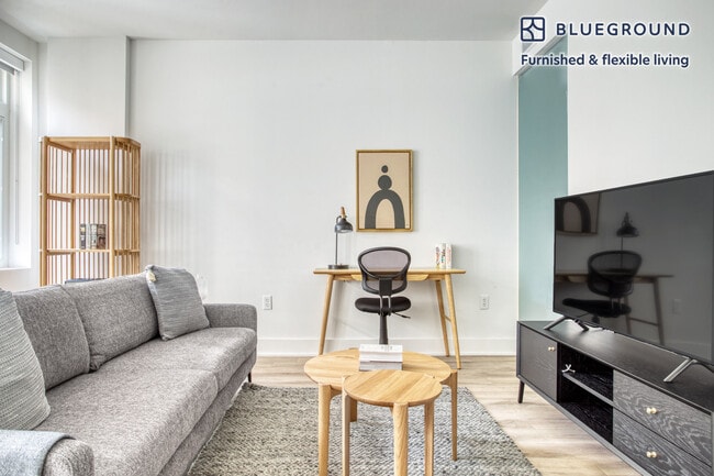 1772 Church St NW, Unit SI FL0-ID295 in Washington, DC - Foto de edificio - Building Photo