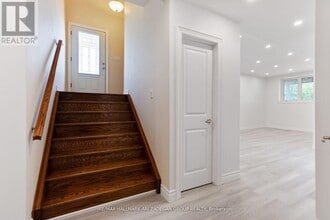 177 The Queensway S in Georgina, ON - Building Photo - Building Photo