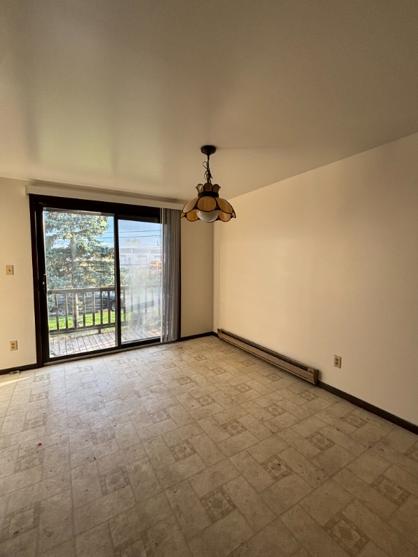 21-25 Barton Ct in Buffalo, NY - Building Photo - Building Photo