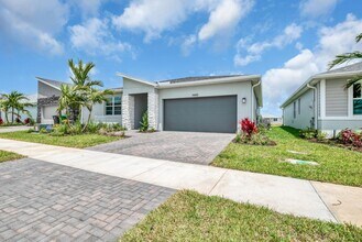 14451 Woodford Way in St Lucie West, FL - Building Photo - Building Photo