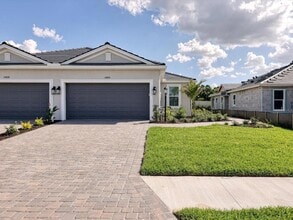 14804 Orrieto Pl in Lakewood Ranch, FL - Building Photo - Building Photo