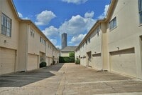 2323 Augusta Dr photo'