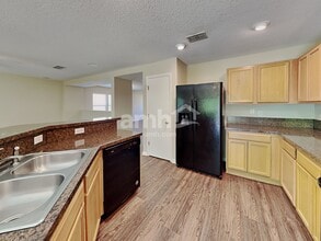 76594 Timbercreek Blvd in Yulee, FL - Foto de edificio - Building Photo