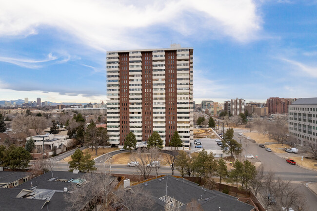 The Polo Club in Denver, CO - Building Photo - Building Photo