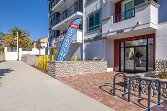 Commerce Villas Apartments in Tujunga, CA - Building Photo - Building Photo