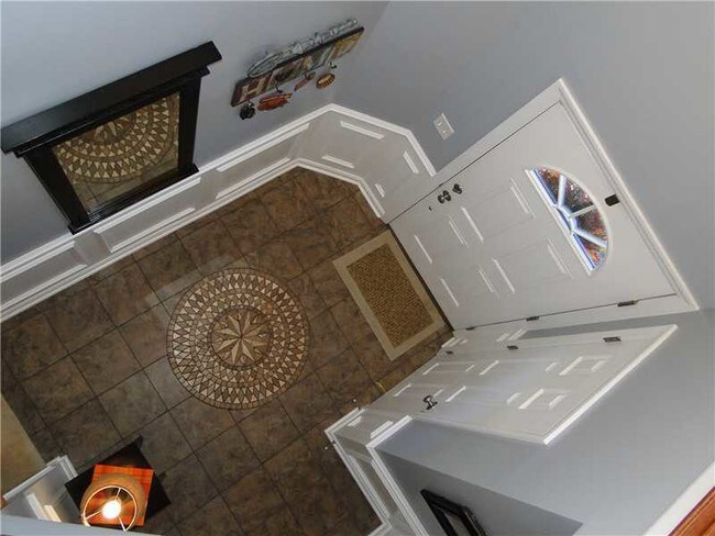 241 Persimmon Lane in Canonsburg, PA - Foto de edificio - Building Photo