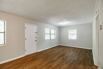 152 Gaines Ct in Athens, GA - Building Photo - Building Photo