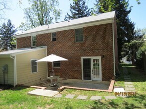 10805 Pearson St, Unit Main in Kensington, MD - Foto de edificio - Building Photo