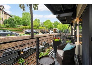 48 Groveland Terrace in Minneapolis, MN - Building Photo - Building Photo