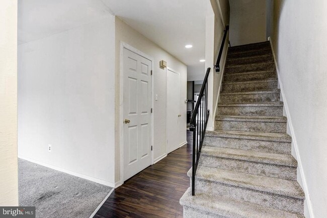 215 Keats Ct in Gloucester Township, NJ - Building Photo - Building Photo