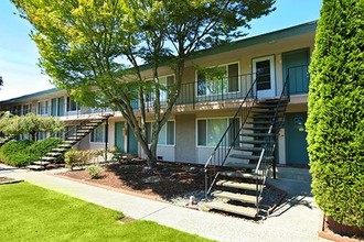 Mar Vista Apartments in Normandy Park, WA - Building Photo - Building Photo