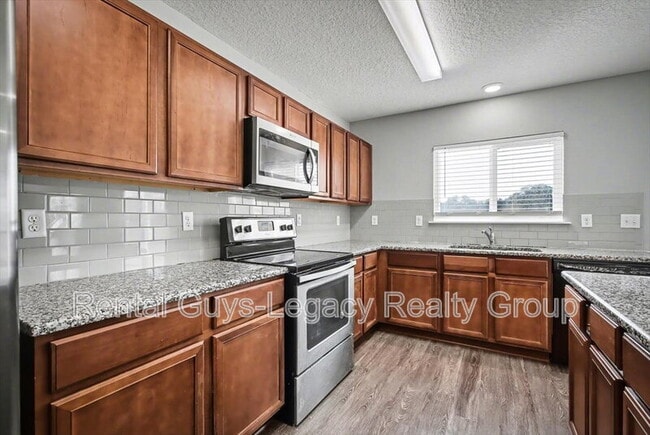 property at 5054 Oak Bend Ave