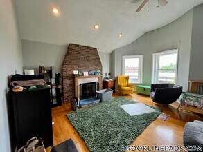 154 Harvard St in Brookline, MA - Building Photo - Building Photo