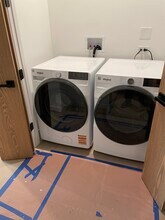 934 W Diversey Pky, Unit #1 in Chicago, IL - Building Photo - Building Photo