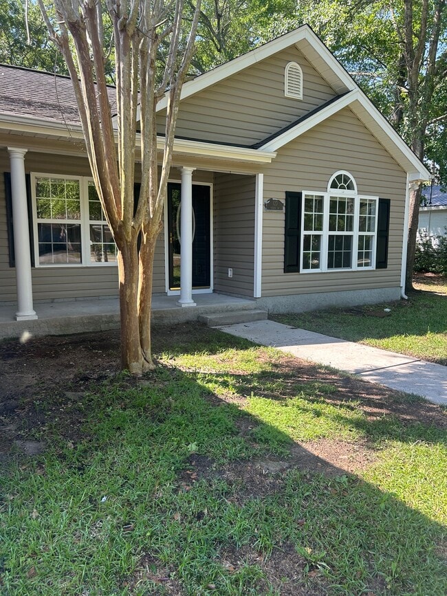property at 123 Citadel Dr