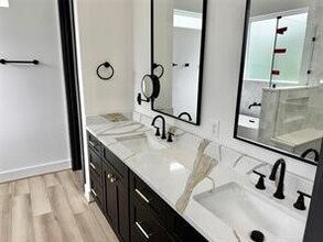 308 E 36th St in Houston, TX - Building Photo - Building Photo