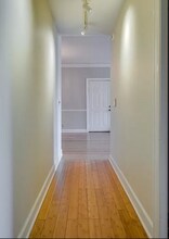 102 Sloan Rd in Nashville, TN - Foto de edificio - Building Photo