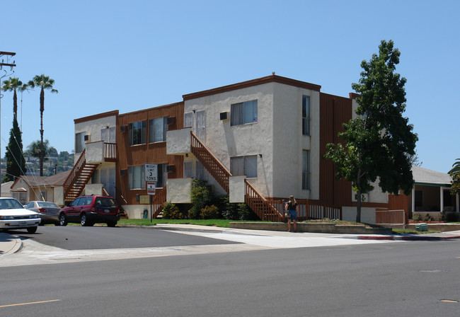 8359 University Ave in La Mesa, CA - Building Photo - Building Photo