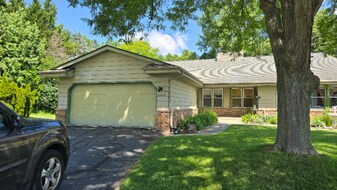 16830 Dane Ct W in Brookfield, WI - Building Photo