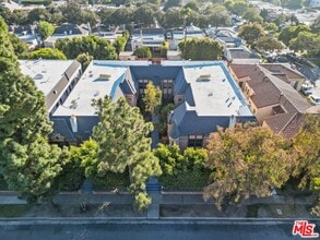 6544 W Olympic Blvd in Los Angeles, CA - Building Photo - Building Photo