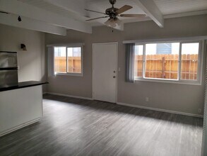 136HAM in Beverly Hills, CA - Foto de edificio - Building Photo