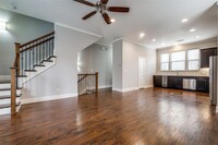 4323 Dickason Ave, Unit 9873-104 in Dallas, TX - Building Photo - Building Photo