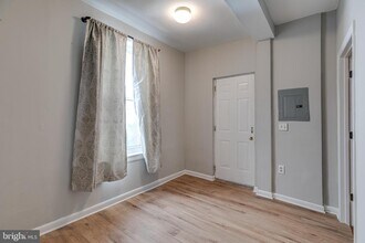 159 N 21st St-Unit -1R in Philadelphia, PA - Building Photo - Building Photo