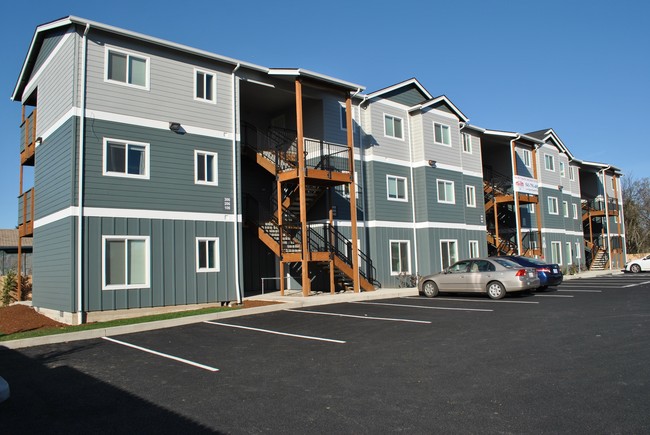 Pleasant View Apartments in Keizer, OR - Building Photo - Other