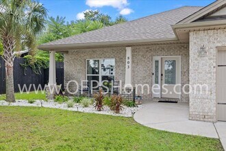 803 Playground Rd in Fort Walton Beach, FL - Building Photo - Building Photo