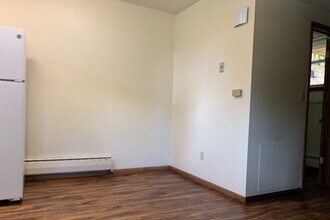 4713 Ontario St, Unit #4 in Ames, IA - Building Photo - Building Photo