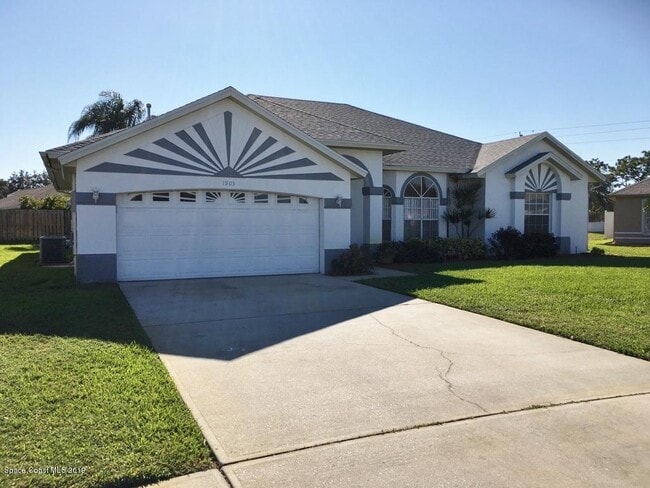 property at 1905 Slone Blvd