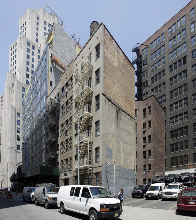 105 E 24th St in New York, NY - Foto de edificio - Building Photo