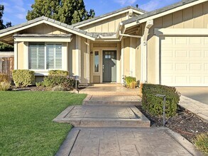 5 Cll Rienda in Rancho Santa Margarita, CA - Building Photo - Building Photo