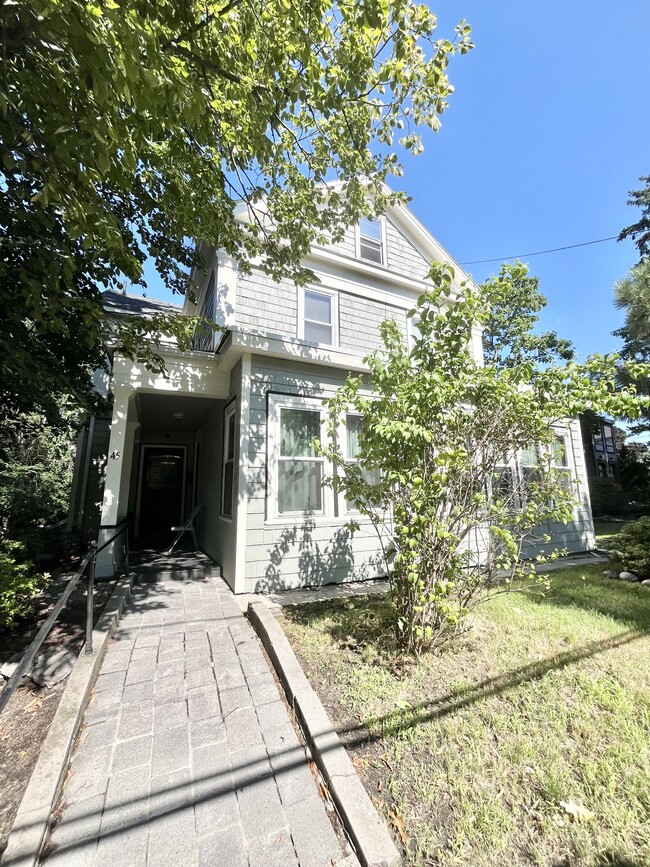 45 Thornton St, Unit 1
