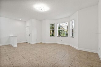 7421 Arlington Grove Cir in Tampa, FL - Building Photo - Building Photo