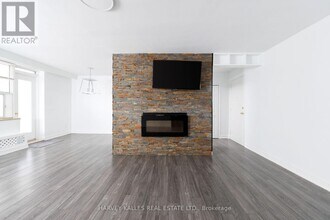 50 Gulliver Rd in Toronto, ON - Building Photo - Building Photo