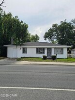 1234 Martin Luther King Jr Blvd in Panama City, FL - Building Photo