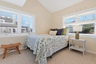 4 28th St, Unit 3 in Newbury, MA - Building Photo - Building Photo