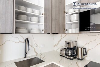 230 W 72nd St, Unit FL3-ID1300 in New York, NY - Building Photo - Building Photo