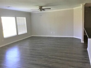 420 Magnolia Estates Dr in League City, TX - Building Photo - Building Photo