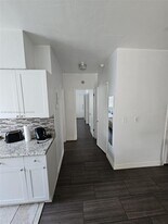 7320 Carlyle Ave in Miami Beach, FL - Building Photo