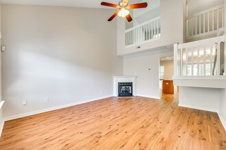 14139 Tranters Creek Ln in Charlotte, NC - Foto de edificio - Building Photo