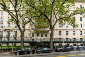 30 Morningside Dr in New York, NY - Building Photo - Building Photo
