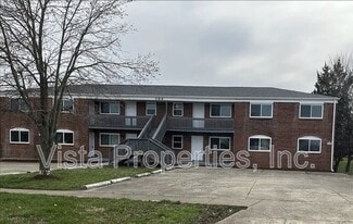 388 Elmwood Dr in Radcliff, KY - Building Photo